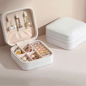 Portable White Travel Jewelry Box New
